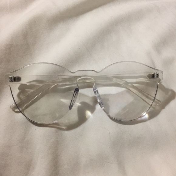 Urban Outfitters Accessories - Clear urban outfitters glasses retro round frame